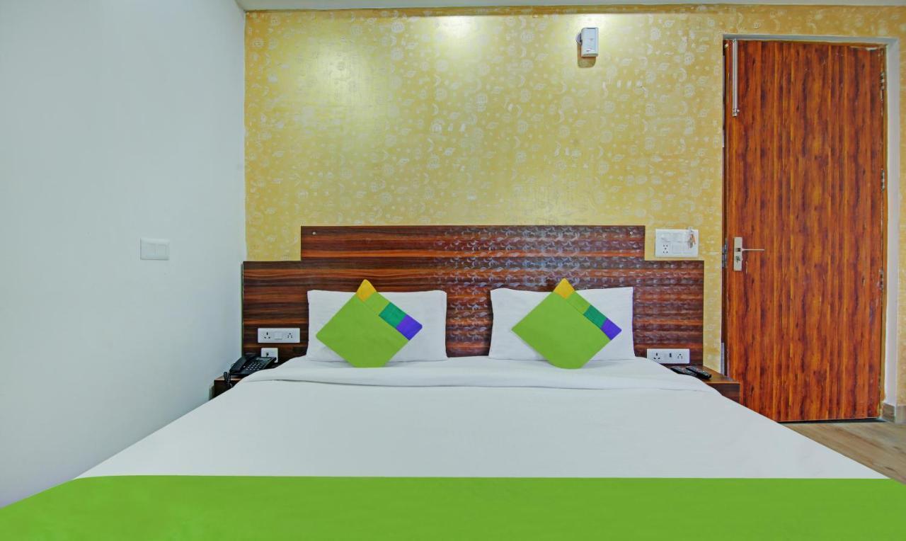 Itsy Hotels Nyra Gurgaon Exterior foto