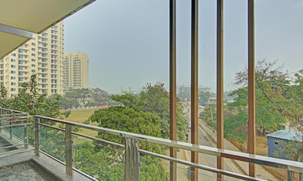 Itsy Hotels Nyra Gurgaon Exterior foto